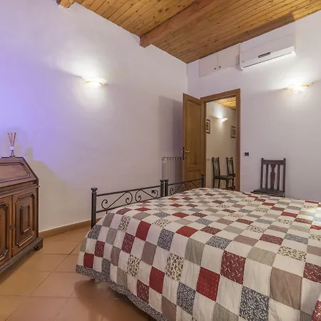 Guesthost - Elegant In Appartement