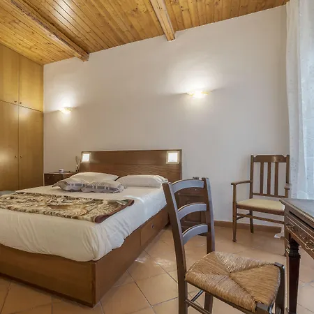 Guesthost - Elegant In * Rome