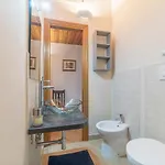 Apartamento Guesthost - Elegant In *